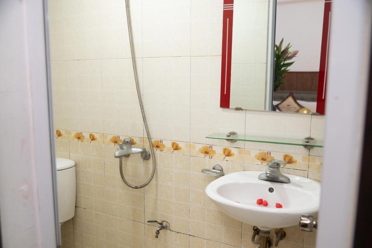 Hottel Ha Thanh Hanoi Bagian luar foto
